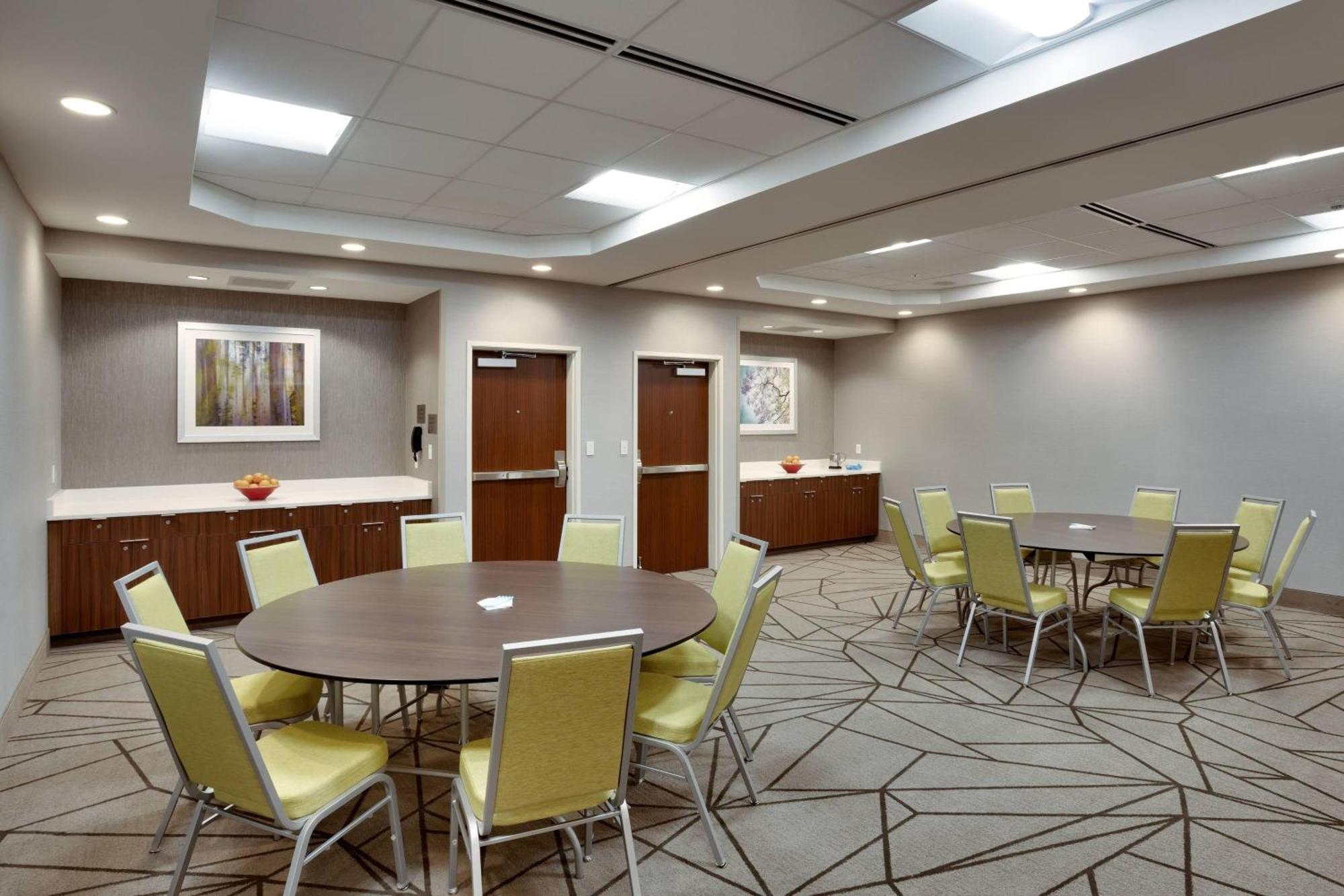 Fairfield Inn & Suites By Marriott Springfield North Екстериор снимка