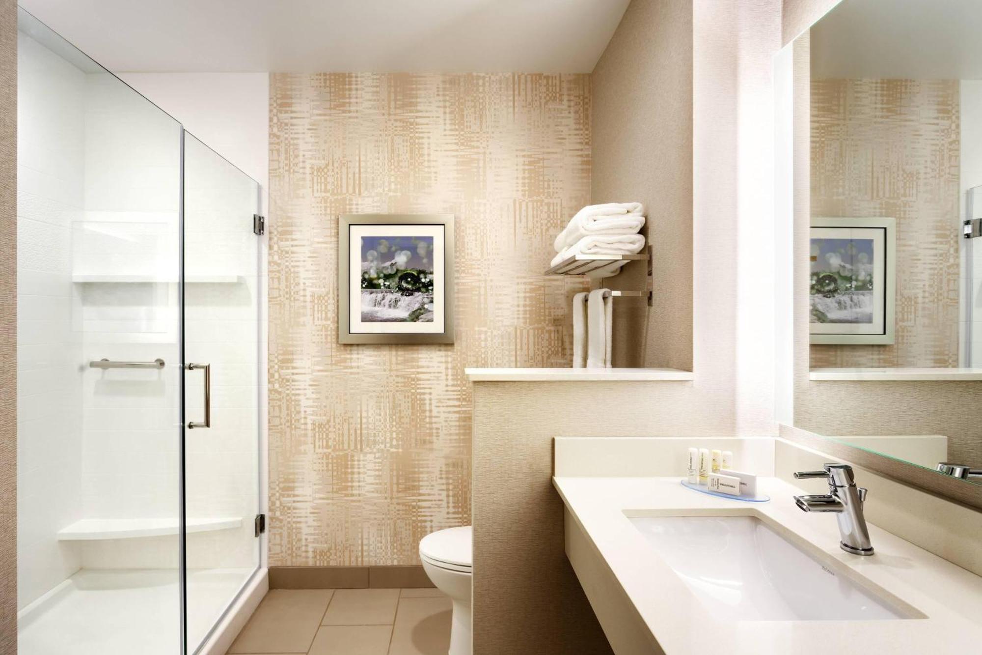 Fairfield Inn & Suites By Marriott Springfield North Екстериор снимка