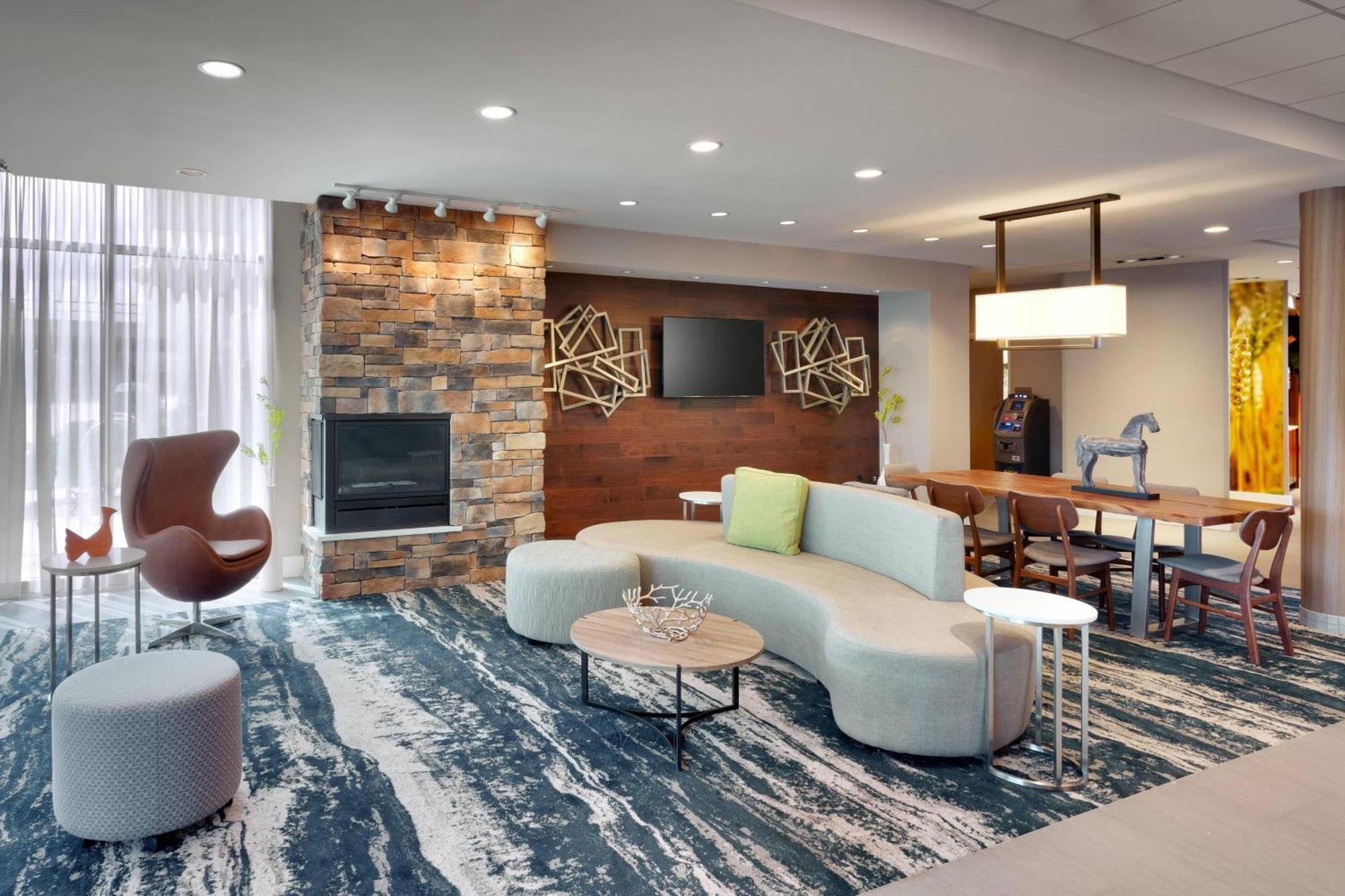 Fairfield Inn & Suites By Marriott Springfield North Екстериор снимка
